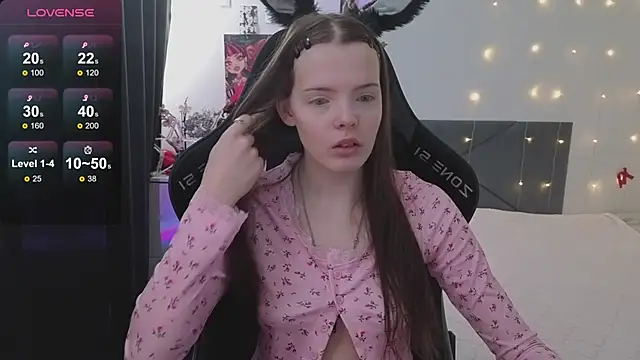 Luna Navy online show from 11, 2, 2026