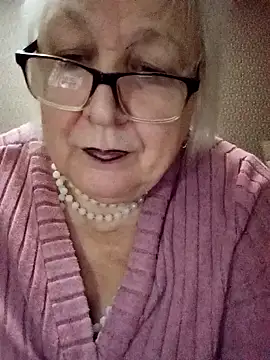 Alexia64231 online show from 13, 11, 2025