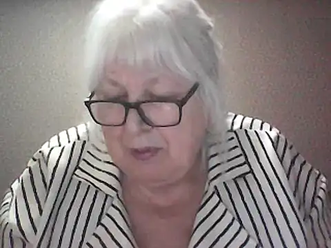 Alexia64231 online show from 15, 4, 2026