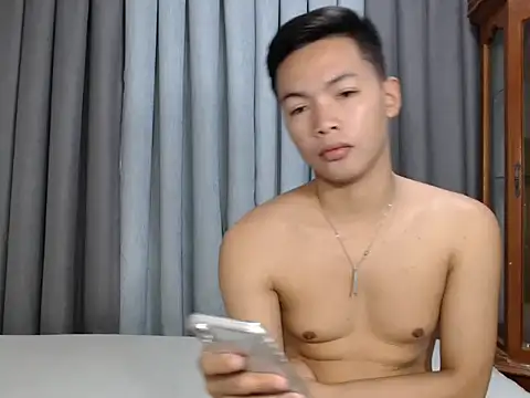 hot emman online show from 31, 10, 2025