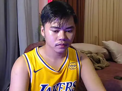 hot emman online show from 12, 3, 2026