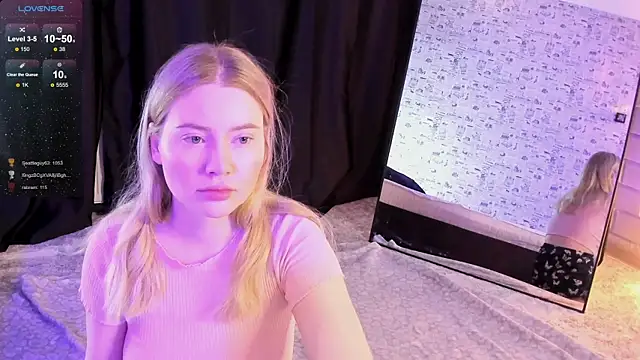 Lillie Berry online show from 16, 11, 2025