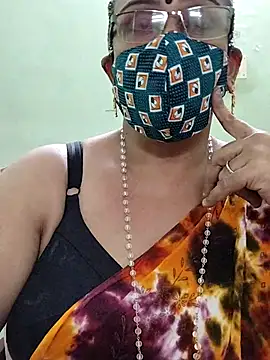 sweet-lotus online show from 10, 9, 2025