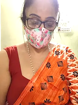 sweet-lotus online show from 18, 4, 2026