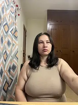 victoriadaniela online show from 2, 2, 2026