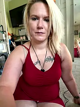 RhondaRump online show from 25, 9, 2025