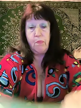 CrystalLime6411 online show from 8, 4, 2026