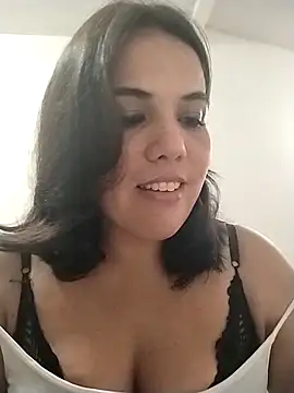 Bellapotencia1985 online show from 20, 9, 2025