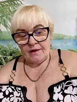 VioletSweet5566 online show from 10, 4, 2026