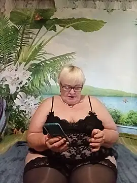 VioletSweet5566 online show from 17, 7, 2026
