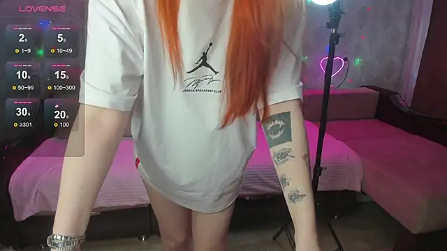 Molly Kitty online show from 18, 9, 2025