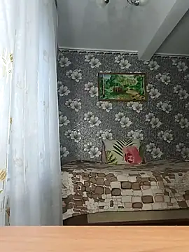 Snapshot of AliceGold5231 chatting on 27, 10, 2025 AliceGold5231 online show from 27, 10, 2025