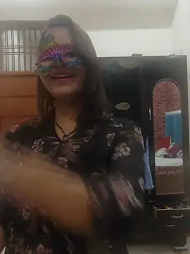 HORNYDIVYABABY online show from 20, 4, 2026