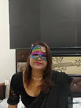 HORNYDIVYABABY online show from 21, 4, 2026