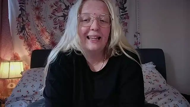 Snapshot of Daisyxoxo_ chatting on 19, 5, 2026 Daisyxoxo online show from 19, 5, 2026