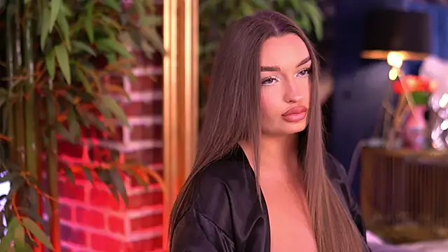 MillaSerene online show from 14, 12, 2025