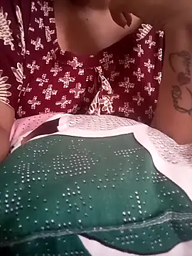 Snapshot of lovelysona11 chatting on 16, 9, 2025 lovelysona11 online show from 16, 9, 2025