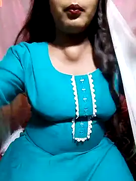 Snapshot of Babe_Doll04 chatting on 6, 10, 2025 Babe Doll04 online show from 6, 10, 2025