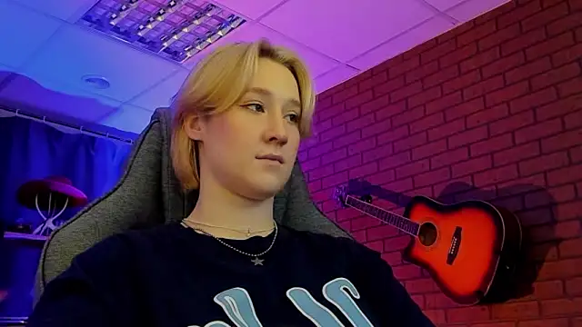 Snapshot of CinBellamy chatting on 27, 2, 2026 CinBellamy online show from 27, 2, 2026