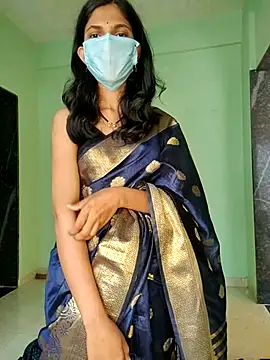 Shivani2002 online show from 17, 2, 2026