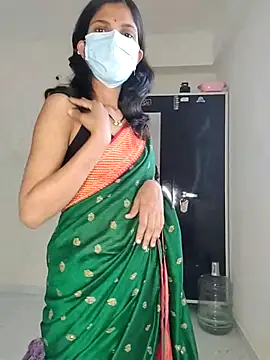 Shivani2002 online show from 8, 4, 2026