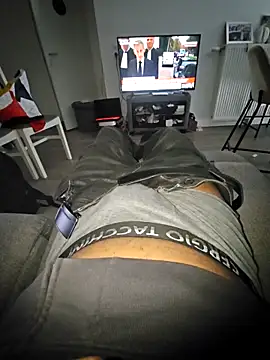 Snapshot of Syto772 chatting on 25, 9, 2025 Syto772 online show from 25, 9, 2025