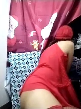 Snapshot of _Yvonne chatting on 4, 11, 2025 Yvonne online show from 4, 11, 2025