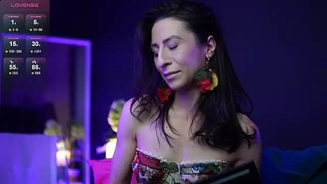 RubyRosa online show from 10, 10, 2025