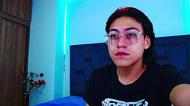 dirty model online show from 3, 10, 2025