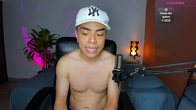 Snapshot of obzidyan chatting on 19, 9, 2025 obzidyan online show from 19, 9, 2025