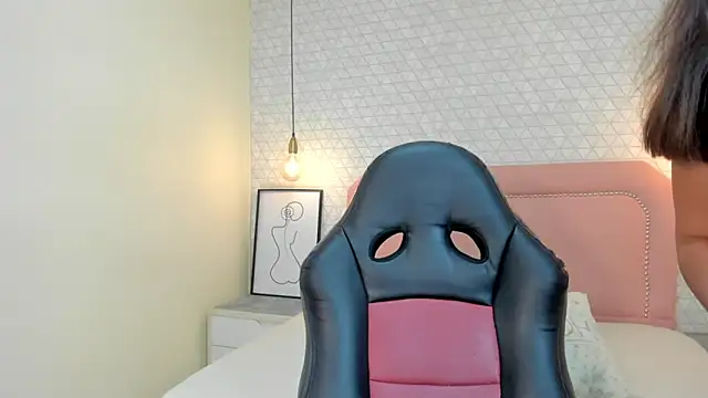 Snapshot of MELISSAROUGE chatting on 25, 2, 2026 MELISSAROUGE online show from 25, 2, 2026