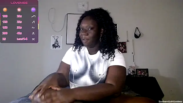 Snapshot of SGGoddess chatting on 17, 10, 2025 SGGoddess online show from 17, 10, 2025