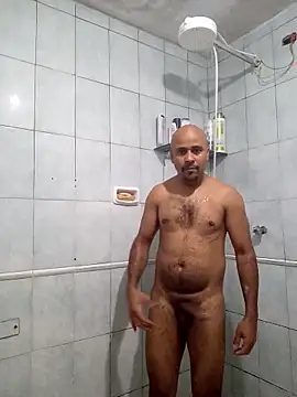 Snapshot of reisloko chatting on 10, 11, 2025 reisloko online show from 10, 11, 2025