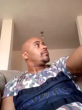 Snapshot of reisloko chatting on 16, 11, 2025 reisloko online show from 16, 11, 2025