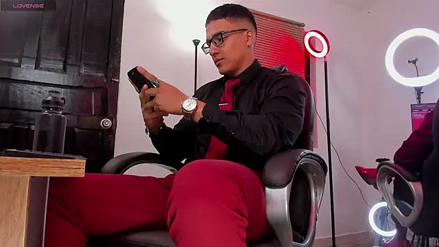 Dash Bukoski online show from 4, 10, 2025