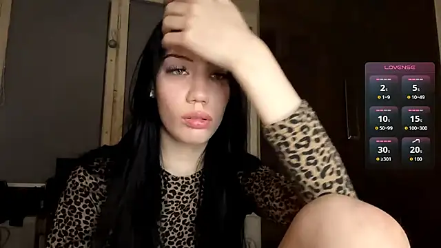 Snapshot of AlfredaBillegas chatting on 3, 10, 2025 AlfredaBillegas online show from 3, 10, 2025