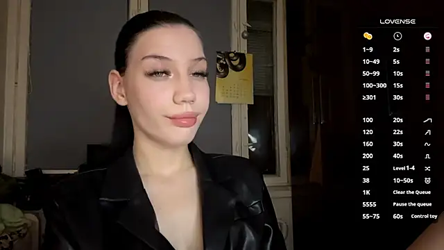 Snapshot of AlfredaBillegas chatting on 7, 10, 2025 AlfredaBillegas online show from 7, 10, 2025