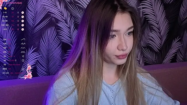 Snapshot of Yuki_Star chatting on 12, 9, 2025 Yuki Star online show from 12, 9, 2025