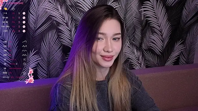 Snapshot of Yuki_Star chatting on 12, 10, 2025 Yuki Star online show from 12, 10, 2025