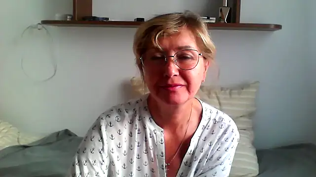 Snapshot of IrynaMolbertx chatting on 22, 9, 2025 IrynaMolbertx online show from 22, 9, 2025