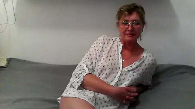 Snapshot of IrynaMolbertx chatting on 23, 9, 2025 IrynaMolbertx online show from 23, 9, 2025