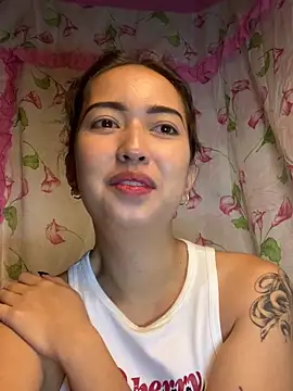 Snapshot of Soft_Angel8 chatting on 8, 6, 2026 Soft Angel8 online show from 8, 6, 2026