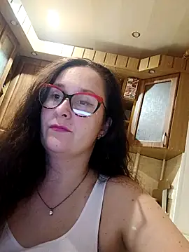 Amandda  online show from 18, 10, 2025