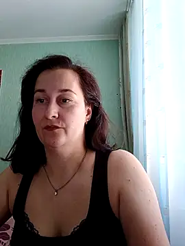 Amandda  online show from 5, 7, 2026