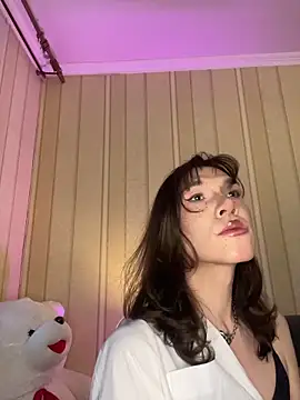 femboymel online show from 25, 2, 2026