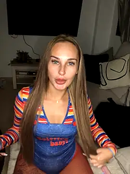 Snapshot of Rosieredxox chatting on 19, 10, 2025 Rosieredxox online show from 19, 10, 2025