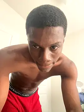 Snapshot of labishyoung25 chatting on 14, 10, 2025 labishyoung25 online show from 14, 10, 2025