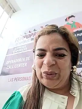 Mia-Glow online show from 14, 11, 2025