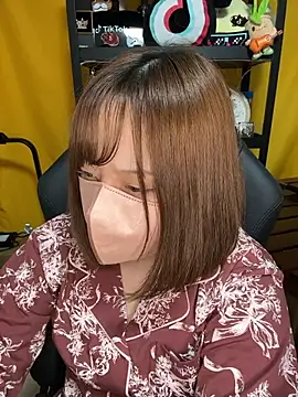 Snapshot of 0kanna0 chatting on 2, 10, 2025 0kanna0 online show from 2, 10, 2025