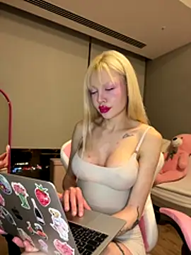 Snapshot of Sindyyy228 chatting on 20, 11, 2025 Sindyyy228 online show from 20, 11, 2025